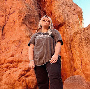 Meet your Posher, Joannah